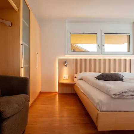 Dolce Appartement-fewo 4-bettwohnung Taeschhorn By Interhome Appartamento